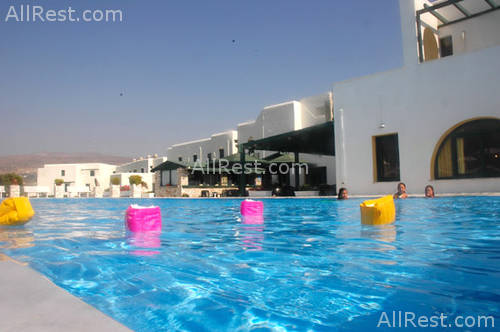 Holiday Sun Hotel 9